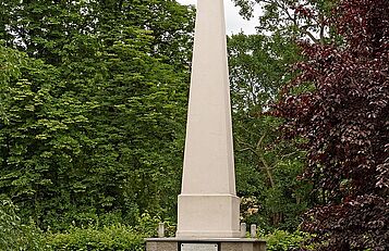 Russisches Denkmal; Robert Heilinger