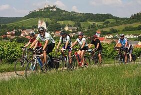 Vom Schlossgeist zum Himbeergeist; Weinviertel Tourismus Falch
