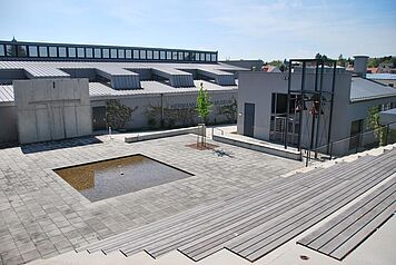 Piazza des nitsch museums